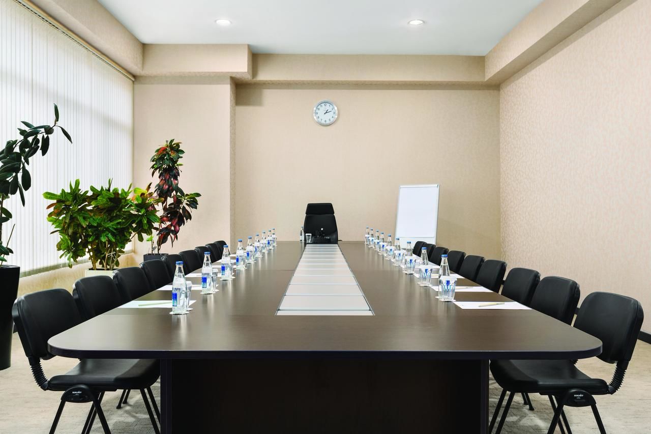 Отель Days Hotel By Wyndham Baku Баку-30