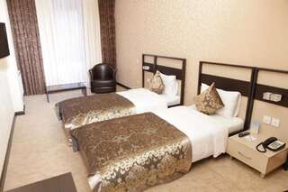 Отель Days Hotel By Wyndham Baku Баку Двухместный номер с 2 отдельными кроватями - Для некурящих-5