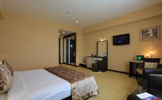 Отель Days Hotel By Wyndham Baku Баку Двухместный номер Делюкс с 1 кроватью-3